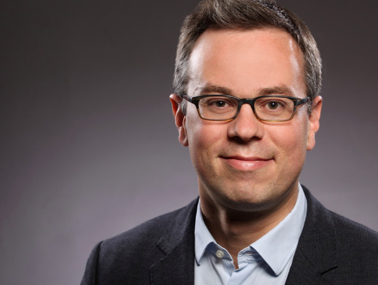 Portrait of Tobias Kuhn